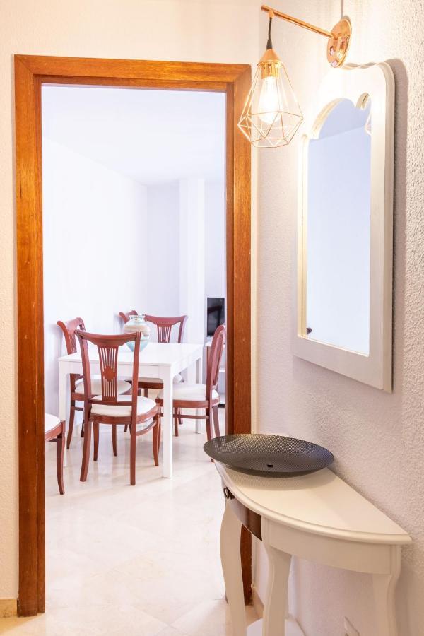 El Salvador City Center Suite By Valcambre เซบีญา ภายนอก รูปภาพ